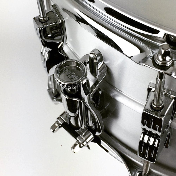 INDe SB1 Snare Drum Strainer Chrome